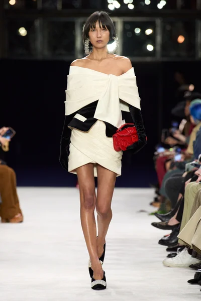 Look 6